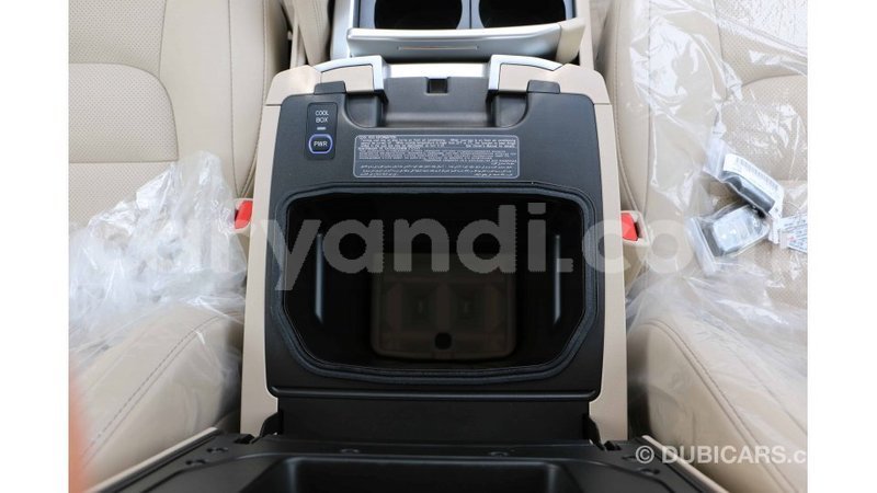 Big with watermark toyota land cruiser zambia import dubai 10704