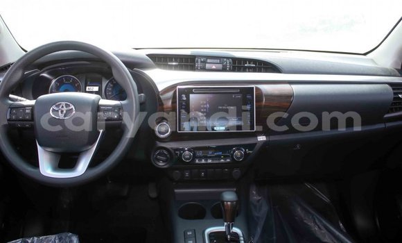 Acheter Import Voiture Toyota Hilux Autre à Import - Dubai, Zambie Acheter Import Voiture Toyota Hilux Autre à Import - Dubai, Zambie