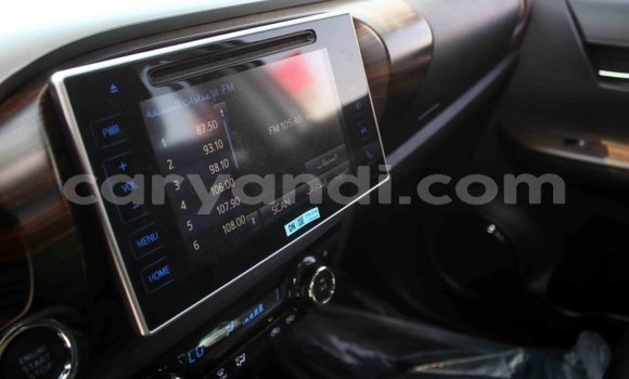 Acheter Import Voiture Toyota Hilux Autre à Import - Dubai, Zambie Acheter Import Voiture Toyota Hilux Autre à Import - Dubai, Zambie