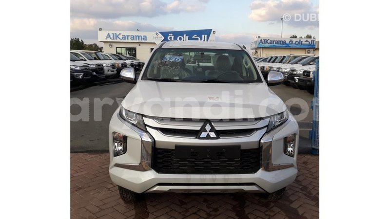 Big with watermark mitsubishi l200 zambia import dubai 10711