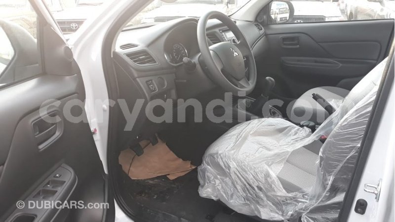 Big with watermark mitsubishi l200 zambia import dubai 10711