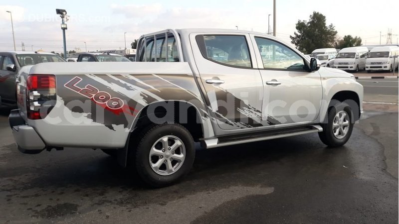 Big with watermark mitsubishi l200 zambia import dubai 10711