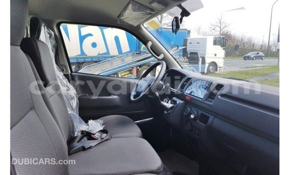 Acheter Import Voiture Toyota Hiace Blanc à Import - Dubai, Zambie Acheter Import Voiture Toyota Hiace Blanc à Import - Dubai, Zambie