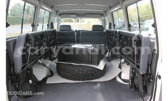 Buy Import Toyota Land Cruiser White Car in Import - Dubai in Zambia Buy Import Toyota Land Cruiser White Car in Import - Dubai in Zambia