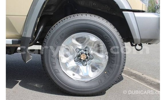 Buy Import Toyota Land Cruiser Beige Car in Import - Dubai in Zambia Buy Import Toyota Land Cruiser Beige Car in Import - Dubai in Zambia