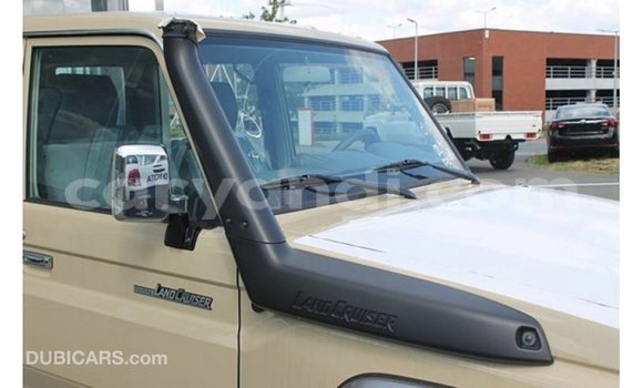 Buy Import Toyota Land Cruiser Beige Car in Import - Dubai in Zambia Buy Import Toyota Land Cruiser Beige Car in Import - Dubai in Zambia