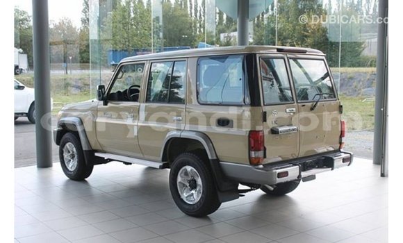Buy Import Toyota Land Cruiser Beige Car in Import - Dubai in Zambia Buy Import Toyota Land Cruiser Beige Car in Import - Dubai in Zambia
