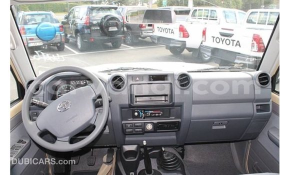 Buy Import Toyota Land Cruiser Beige Car in Import - Dubai in Zambia Buy Import Toyota Land Cruiser Beige Car in Import - Dubai in Zambia