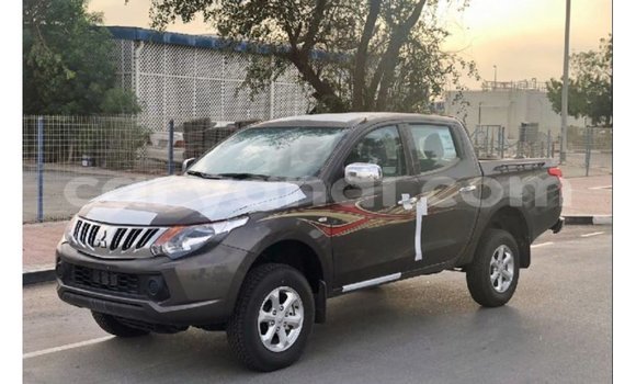 Buy Import Mitsubishi L200 Brown Car in Import - Dubai in Zambia Buy Import Mitsubishi L200 Brown Car in Import - Dubai in Zambia