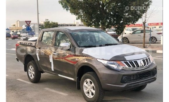 Buy Import Mitsubishi L200 Brown Car in Import - Dubai in Zambia Buy Import Mitsubishi L200 Brown Car in Import - Dubai in Zambia