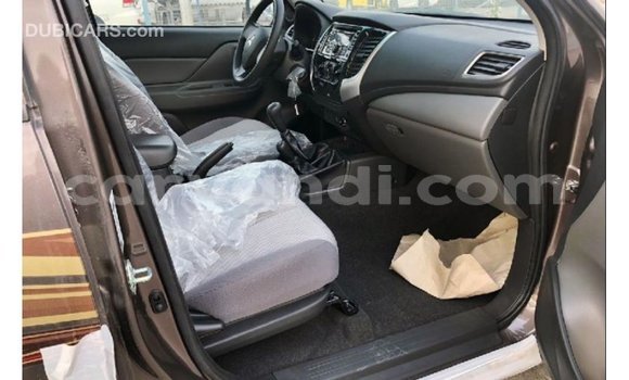 Buy Import Mitsubishi L200 Brown Car in Import - Dubai in Zambia Buy Import Mitsubishi L200 Brown Car in Import - Dubai in Zambia
