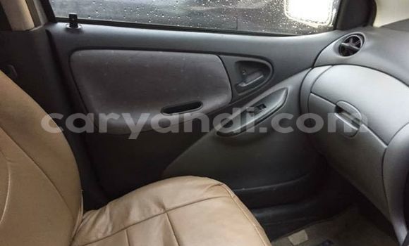 Tenga Tsaru Toyota Vitz Sirivha Mota in Chipata in Zambia Tenga Tsaru Toyota Vitz Sirivha Mota in Chipata in Zambia