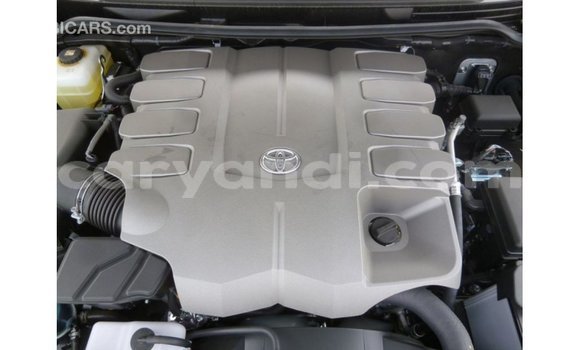 Nunua Imported Toyota Land Cruiser Nyeusi Gari ndani ya Import - Dubai nchini Zambia Nunua Imported Toyota Land Cruiser Nyeusi Gari ndani ya Import - Dubai nchini Zambia