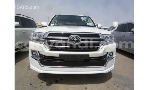 Buy Import Toyota Land Cruiser White Car in Import - Dubai in Zambia Buy Import Toyota Land Cruiser White Car in Import - Dubai in Zambia