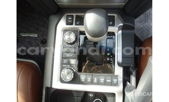 Buy Import Toyota Land Cruiser White Car in Import - Dubai in Zambia Buy Import Toyota Land Cruiser White Car in Import - Dubai in Zambia