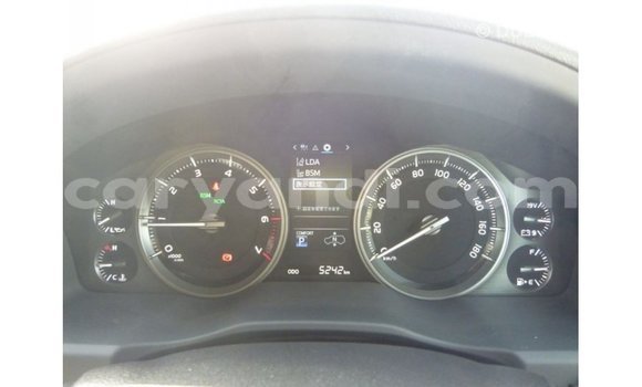 Buy Import Toyota Land Cruiser White Car in Import - Dubai in Zambia Buy Import Toyota Land Cruiser White Car in Import - Dubai in Zambia