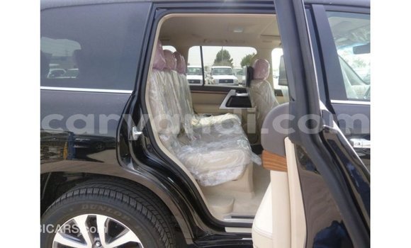 Acheter Import Voiture Toyota Land Cruiser Noir à Import - Dubai, Zambie Acheter Import Voiture Toyota Land Cruiser Noir à Import - Dubai, Zambie