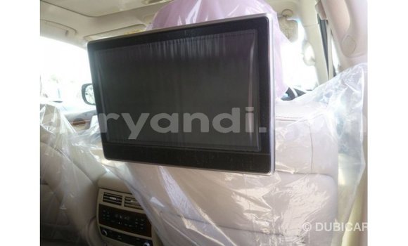 Acheter Import Voiture Toyota Land Cruiser Noir à Import - Dubai, Zambie Acheter Import Voiture Toyota Land Cruiser Noir à Import - Dubai, Zambie