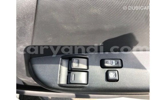 Nunua Imported Toyota Hiace Nyeupe Gari ndani ya Import - Dubai nchini Zambia Nunua Imported Toyota Hiace Nyeupe Gari ndani ya Import - Dubai nchini Zambia