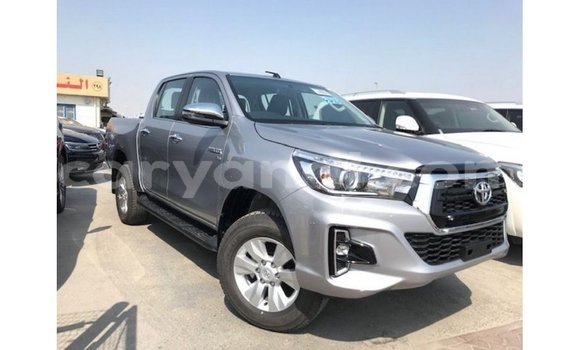Nunua Imported Toyota Hilux Nyingine Gari ndani ya Import - Dubai nchini Zambia Nunua Imported Toyota Hilux Nyingine Gari ndani ya Import - Dubai nchini Zambia