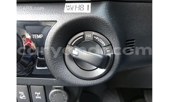 Nunua Imported Toyota Hilux Nyingine Gari ndani ya Import - Dubai nchini Zambia Nunua Imported Toyota Hilux Nyingine Gari ndani ya Import - Dubai nchini Zambia