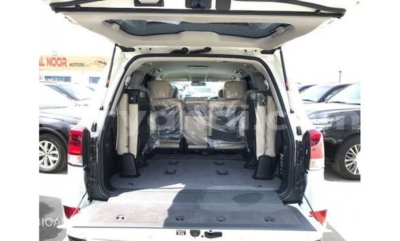Buy Import Toyota Land Cruiser White Car in Import - Dubai in Zambia Buy Import Toyota Land Cruiser White Car in Import - Dubai in Zambia