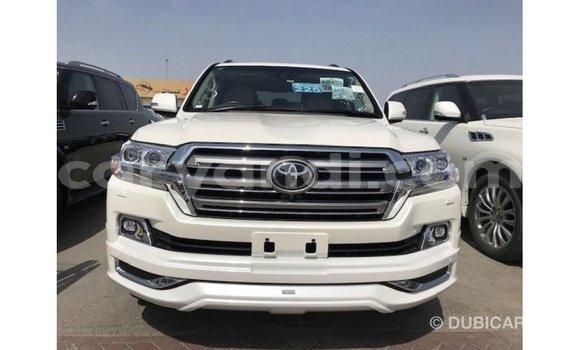 Buy Import Toyota Land Cruiser White Car in Import - Dubai in Zambia Buy Import Toyota Land Cruiser White Car in Import - Dubai in Zambia