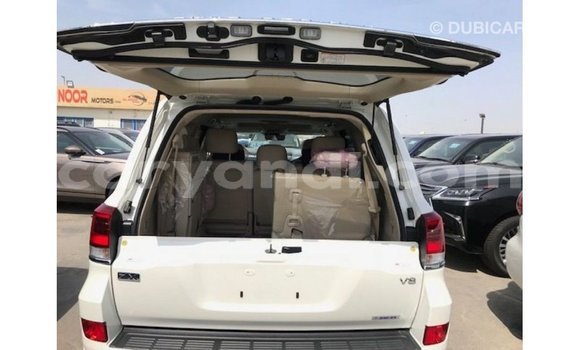 Buy Import Toyota Land Cruiser White Car in Import - Dubai in Zambia Buy Import Toyota Land Cruiser White Car in Import - Dubai in Zambia