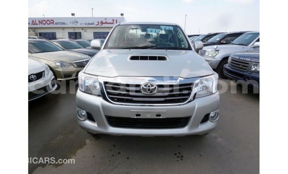 Nunua Imported Toyota Hilux Nyingine Gari ndani ya Import - Dubai nchini Zambia Nunua Imported Toyota Hilux Nyingine Gari ndani ya Import - Dubai nchini Zambia