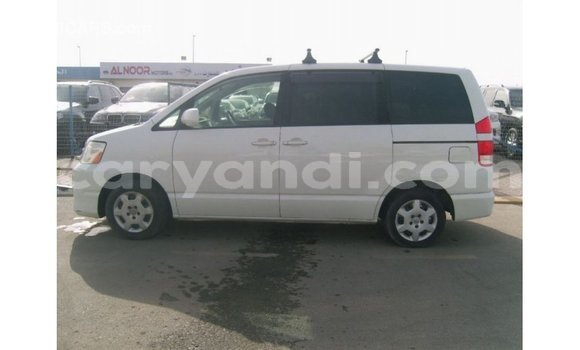 Nunua Imported Toyota Noah Nyeupe Gari ndani ya Import - Dubai nchini Zambia Nunua Imported Toyota Noah Nyeupe Gari ndani ya Import - Dubai nchini Zambia