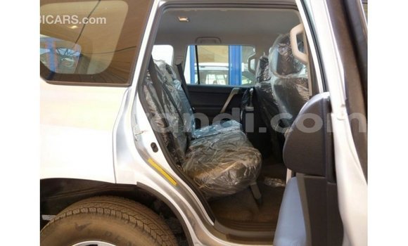 Nunua Imported Toyota Prado Nyingine Gari ndani ya Import - Dubai nchini Zambia Nunua Imported Toyota Prado Nyingine Gari ndani ya Import - Dubai nchini Zambia