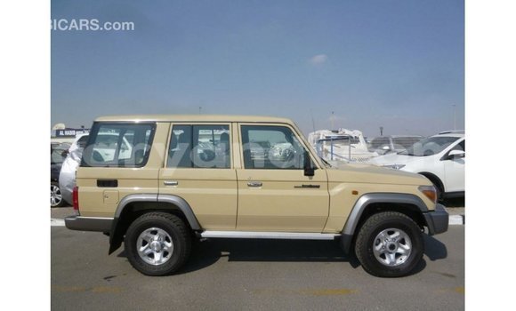 Nunua Imported Toyota Land Cruiser Beige Gari ndani ya Import - Dubai nchini Zambia Nunua Imported Toyota Land Cruiser Beige Gari ndani ya Import - Dubai nchini Zambia