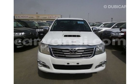Buy Import Toyota Hilux White Car in Import - Dubai in Zambia Buy Import Toyota Hilux White Car in Import - Dubai in Zambia