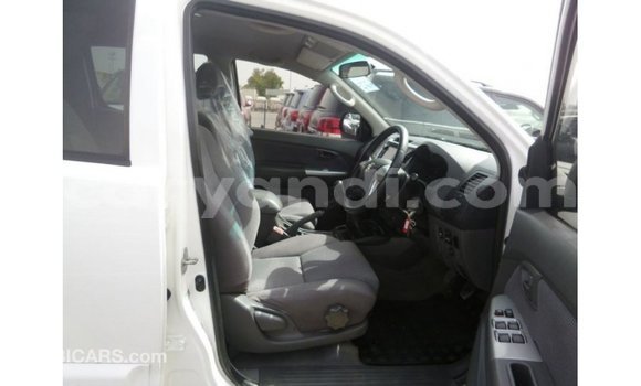 Buy Import Toyota Hilux White Car in Import - Dubai in Zambia Buy Import Toyota Hilux White Car in Import - Dubai in Zambia