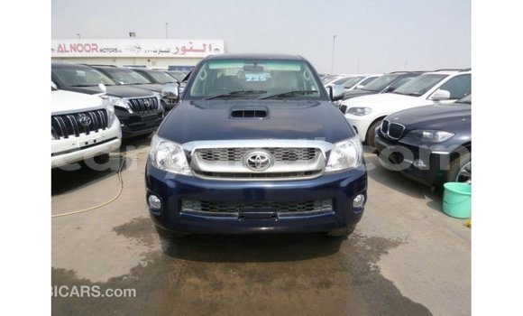 Acheter Import Voiture Toyota Hilux Bleu à Import - Dubai, Zambie Acheter Import Voiture Toyota Hilux Bleu à Import - Dubai, Zambie