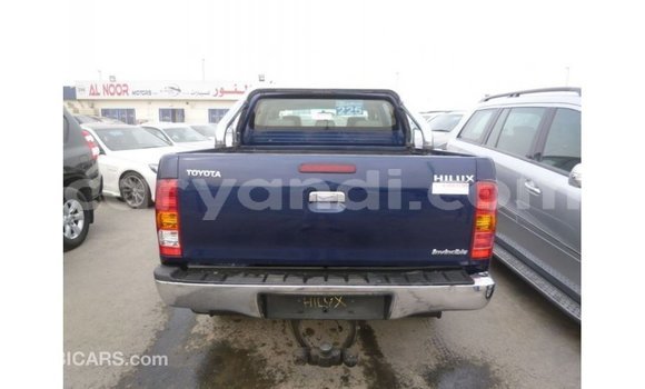 Acheter Import Voiture Toyota Hilux Bleu à Import - Dubai, Zambie Acheter Import Voiture Toyota Hilux Bleu à Import - Dubai, Zambie