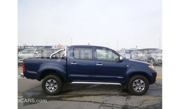 Acheter Import Voiture Toyota Hilux Bleu à Import - Dubai, Zambie Acheter Import Voiture Toyota Hilux Bleu à Import - Dubai, Zambie