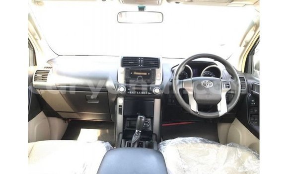 Nunua Imported Toyota Prado Nyeupe Gari ndani ya Import - Dubai nchini Zambia Nunua Imported Toyota Prado Nyeupe Gari ndani ya Import - Dubai nchini Zambia