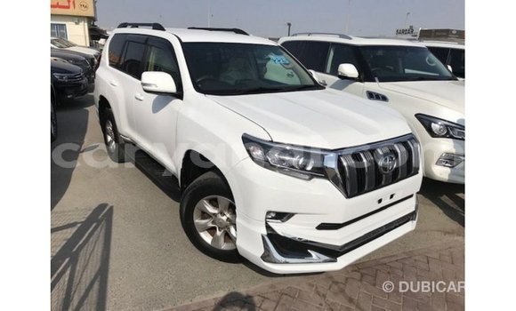 Nunua Imported Toyota Prado Nyeupe Gari ndani ya Import - Dubai nchini Zambia Nunua Imported Toyota Prado Nyeupe Gari ndani ya Import - Dubai nchini Zambia
