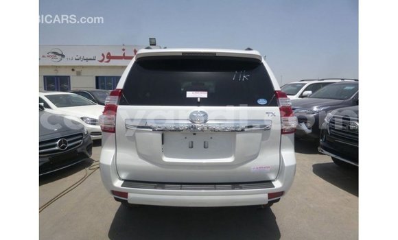 Nunua Imported Toyota Prado Nyeupe Gari ndani ya Import - Dubai nchini Zambia Nunua Imported Toyota Prado Nyeupe Gari ndani ya Import - Dubai nchini Zambia