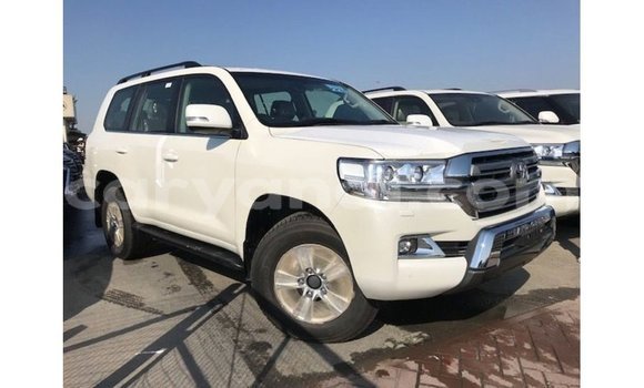 Buy Import Toyota Land Cruiser White Car in Import - Dubai in Zambia Buy Import Toyota Land Cruiser White Car in Import - Dubai in Zambia
