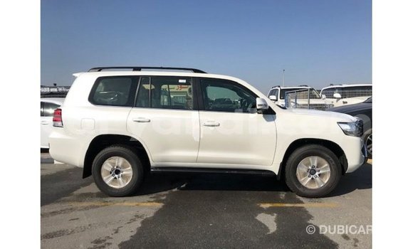 Buy Import Toyota Land Cruiser White Car in Import - Dubai in Zambia Buy Import Toyota Land Cruiser White Car in Import - Dubai in Zambia