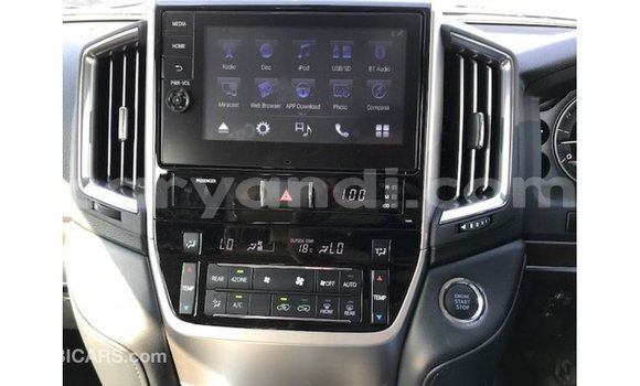 Buy Import Toyota Land Cruiser White Car in Import - Dubai in Zambia Buy Import Toyota Land Cruiser White Car in Import - Dubai in Zambia