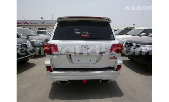Buy Import Toyota Land Cruiser White Car in Import - Dubai in Zambia Buy Import Toyota Land Cruiser White Car in Import - Dubai in Zambia