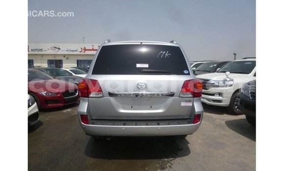 Nunua Imported Toyota Land Cruiser Nyingine Gari ndani ya Import - Dubai nchini Zambia Nunua Imported Toyota Land Cruiser Nyingine Gari ndani ya Import - Dubai nchini Zambia