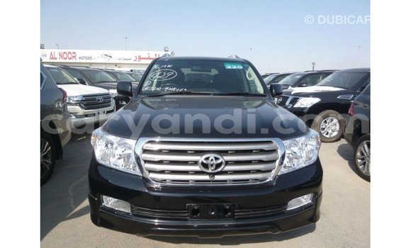 Tenga Imported Toyota Land Cruiser Nhema Mota in Import - Dubai in Zambia Tenga Imported Toyota Land Cruiser Nhema Mota in Import - Dubai in Zambia