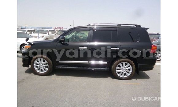Nunua Imported Toyota Land Cruiser Nyeusi Gari ndani ya Import - Dubai nchini Zambia Nunua Imported Toyota Land Cruiser Nyeusi Gari ndani ya Import - Dubai nchini Zambia