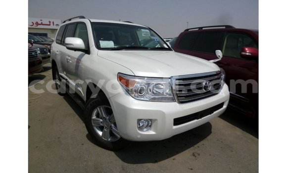 Buy Import Toyota Land Cruiser White Car in Import - Dubai in Zambia Buy Import Toyota Land Cruiser White Car in Import - Dubai in Zambia