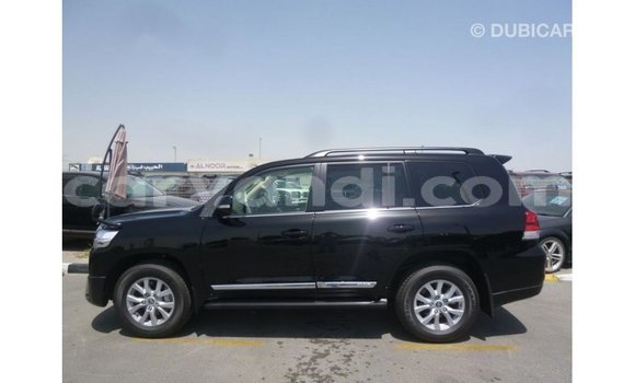 Nunua Imported Toyota Land Cruiser Nyeusi Gari ndani ya Import - Dubai nchini Zambia Nunua Imported Toyota Land Cruiser Nyeusi Gari ndani ya Import - Dubai nchini Zambia