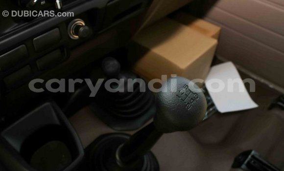 Acheter Import Voiture Toyota Land Cruiser Beige à Import - Dubai, Zambie Acheter Import Voiture Toyota Land Cruiser Beige à Import - Dubai, Zambie